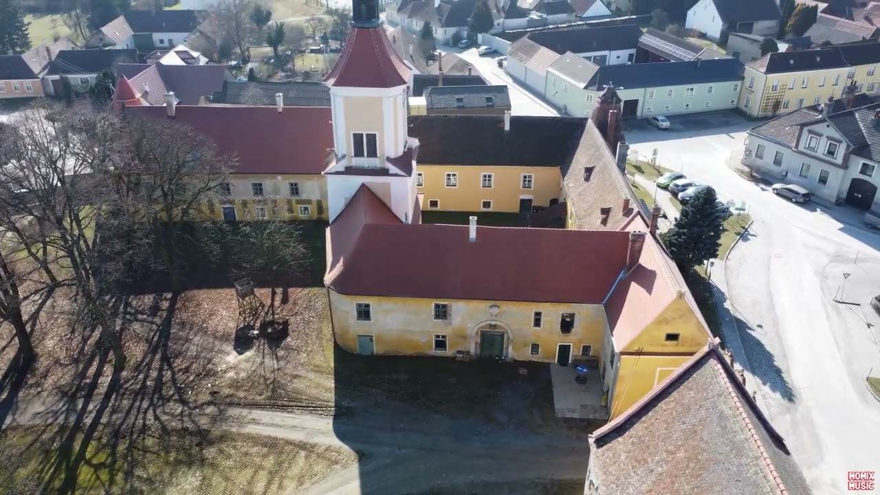Drohnenvideo      NIEDERFLADNITZ