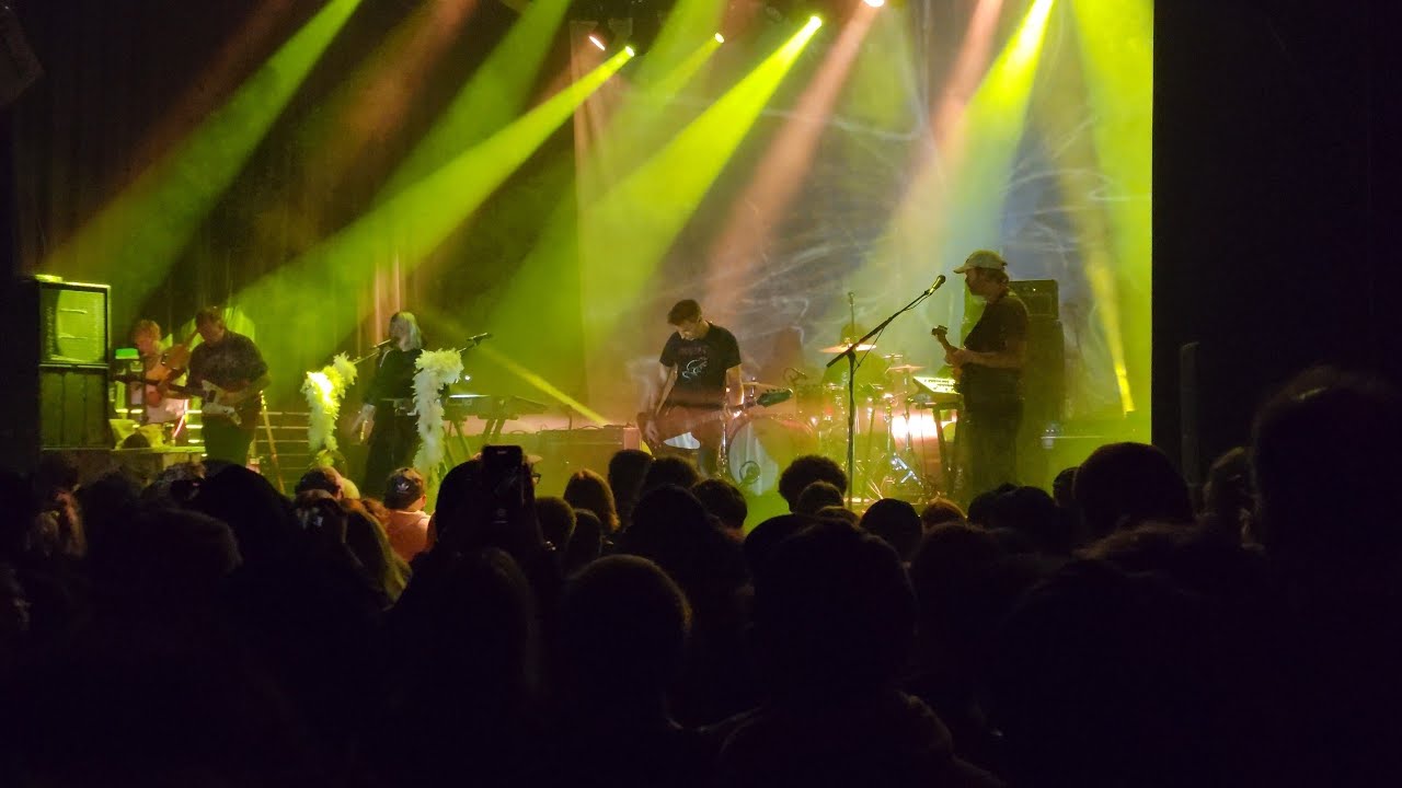Slowdive 