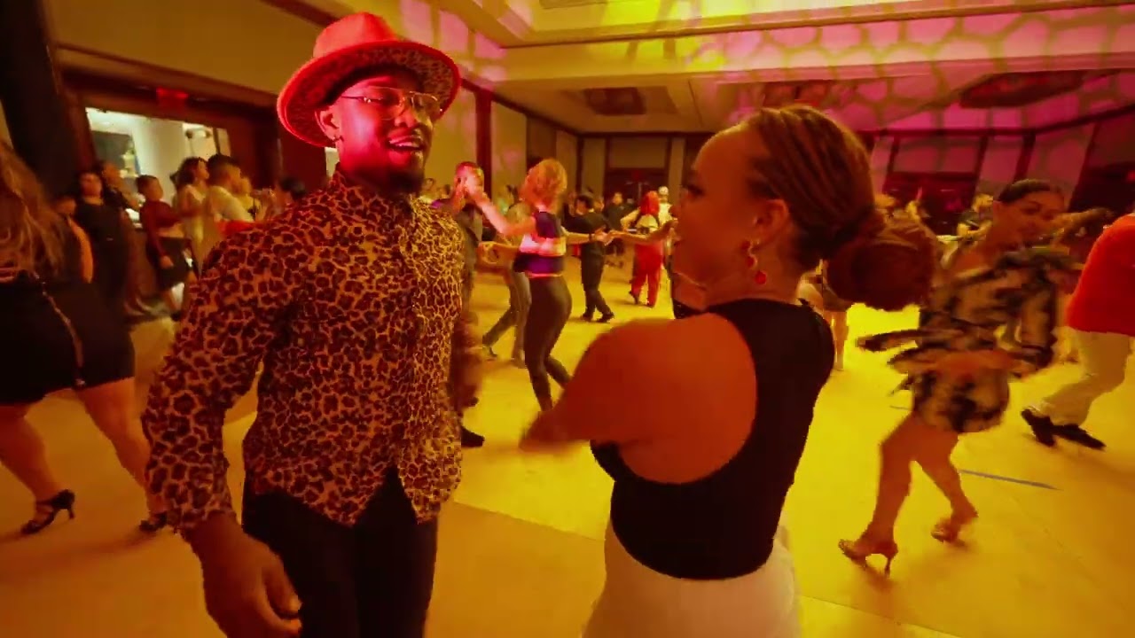 De'jon Polanski & Jenna Robey dance Salsa