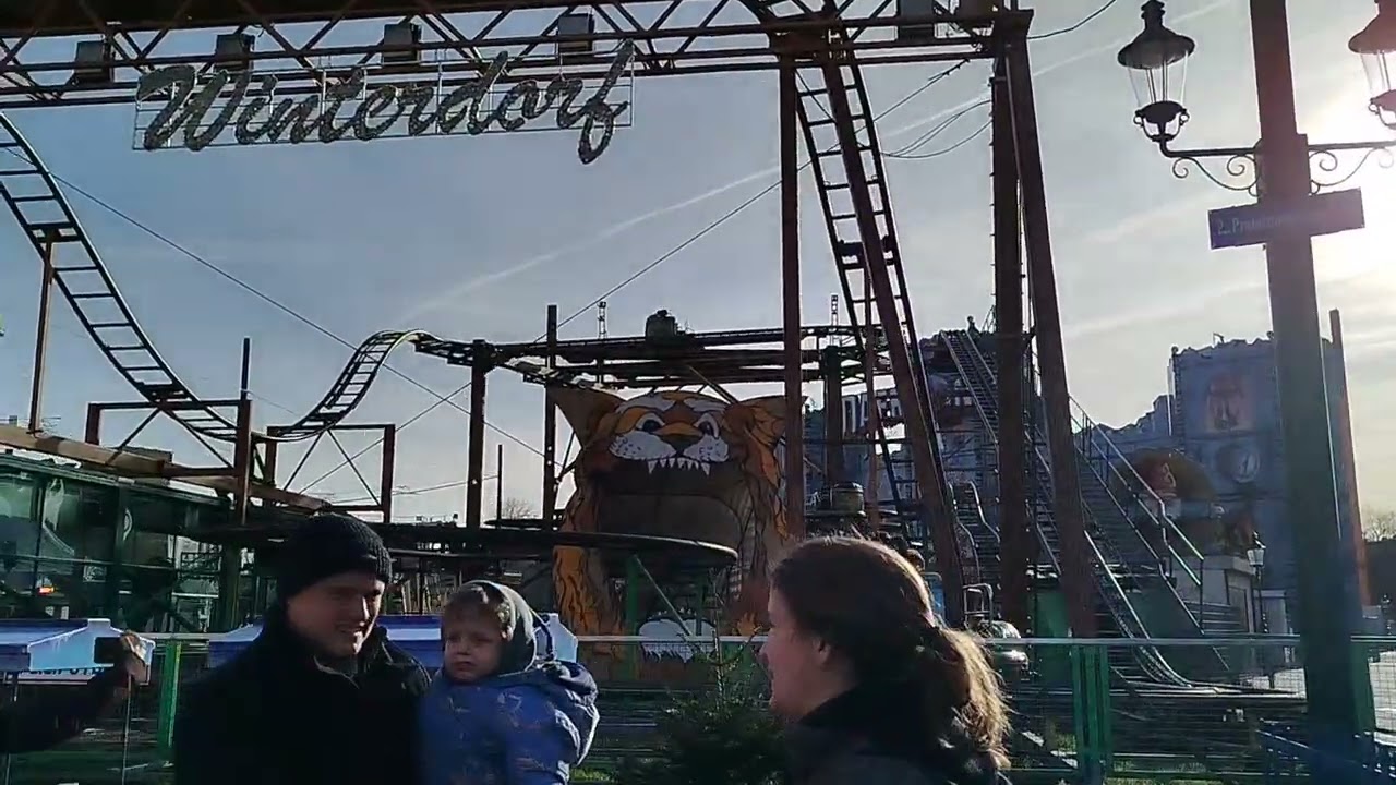 Mir ve Mira Viyana'nın simgesi olan Wiener Riesenrad'ta
