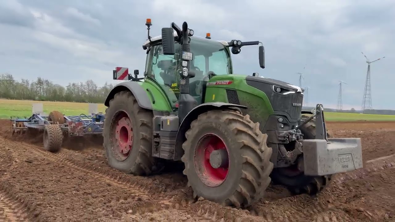 Fendt Vario 728 mit K&ouml;ckerling Trio 400 im Einsatz
