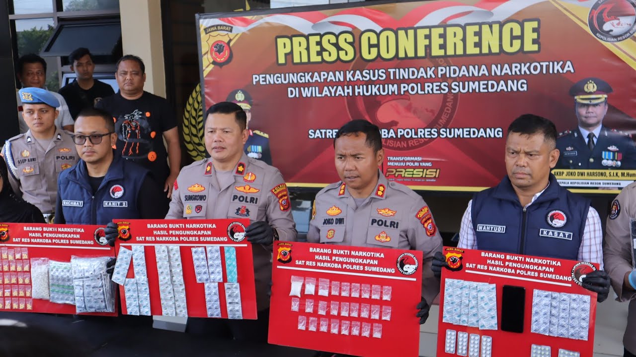 SELAMA DUA BULAN POLRES SUMEDANG AMANKAN TUJUH BELAS PENGENDAR NARKOBA