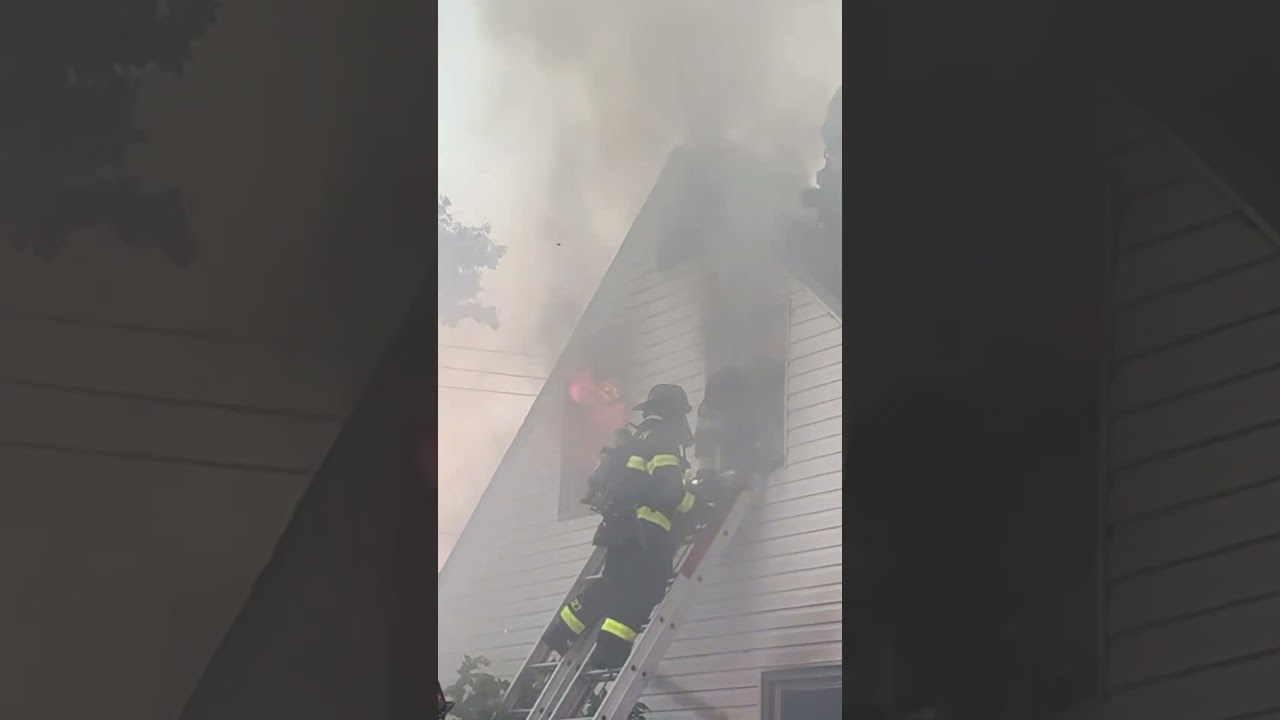 Firefighters bail out as fire flashes over on them