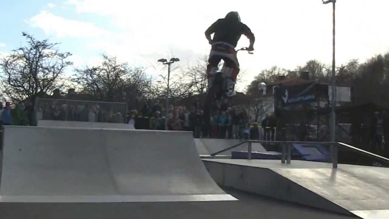Rackartygarna inviger Motala skatepark