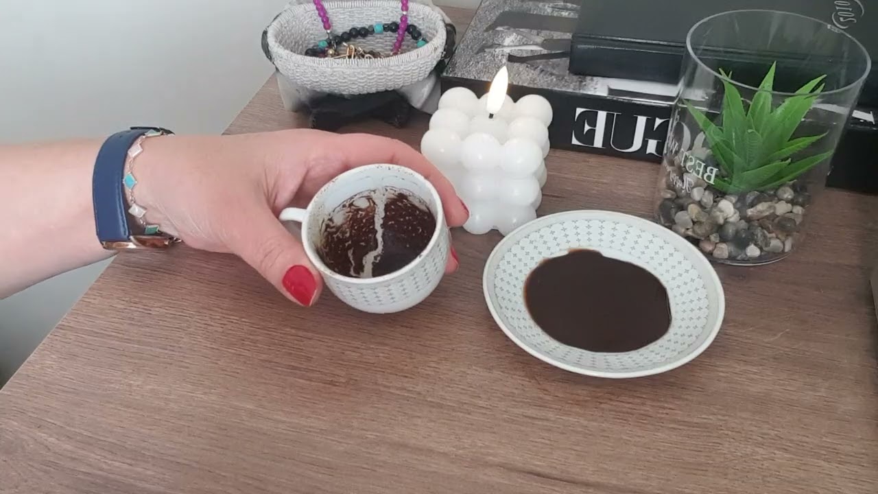 KOÇ BURCU ÖNDEN GİDECEKSIN SEN HERŞEYİ BİLENSİN KAHVE FALI