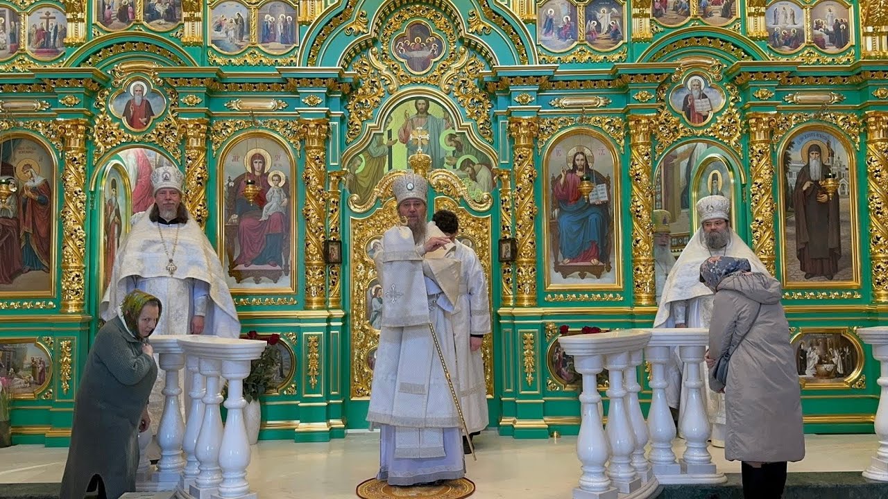 Суббота 3-я Великого поста. Заупокойная литургия и Панихида в Киево-Печерской Лавре.