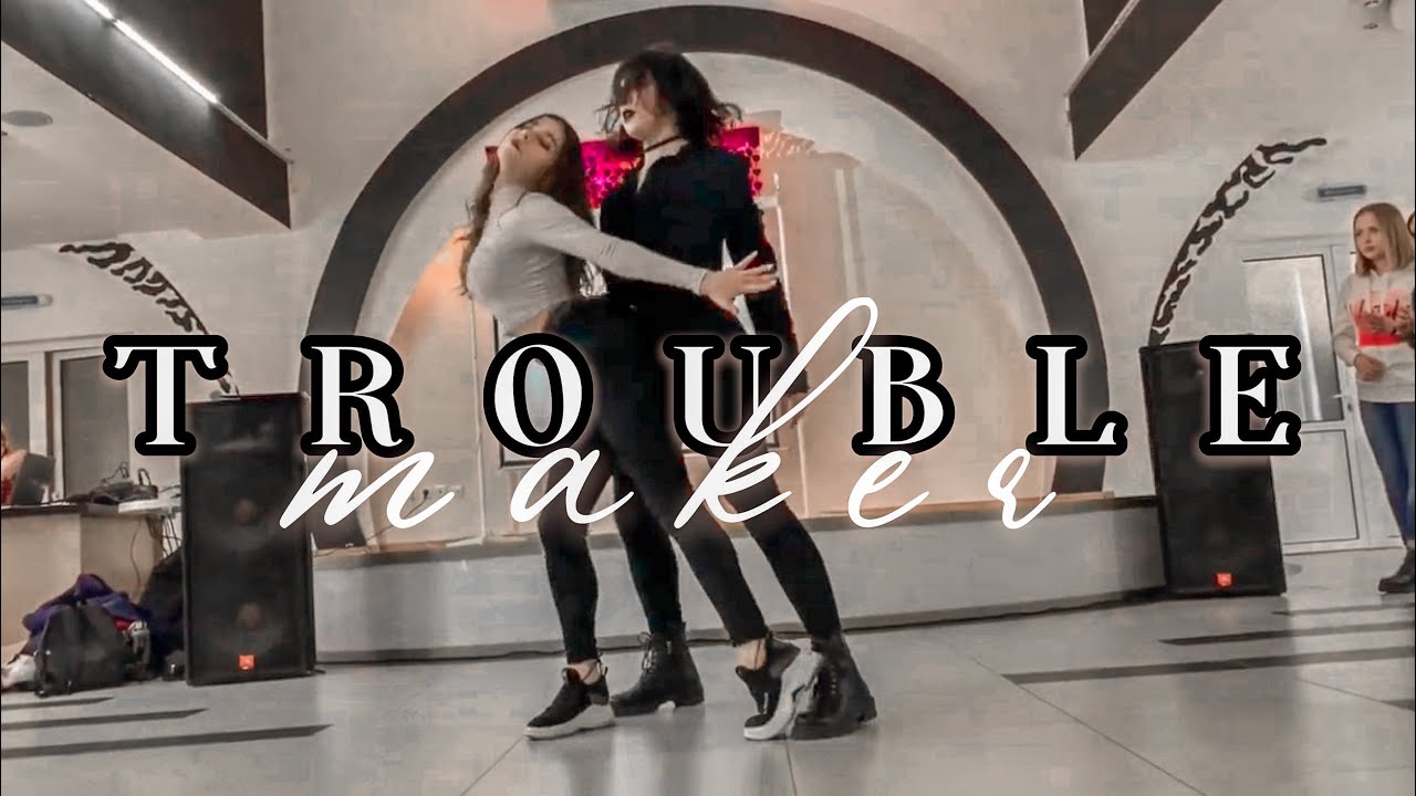 [KPOP IN PUBLIC]Trouble Maker-Trouble Maker 트러블 메이커  Dance Cover 댄스커버//Republic of Moldova//HELLIONS