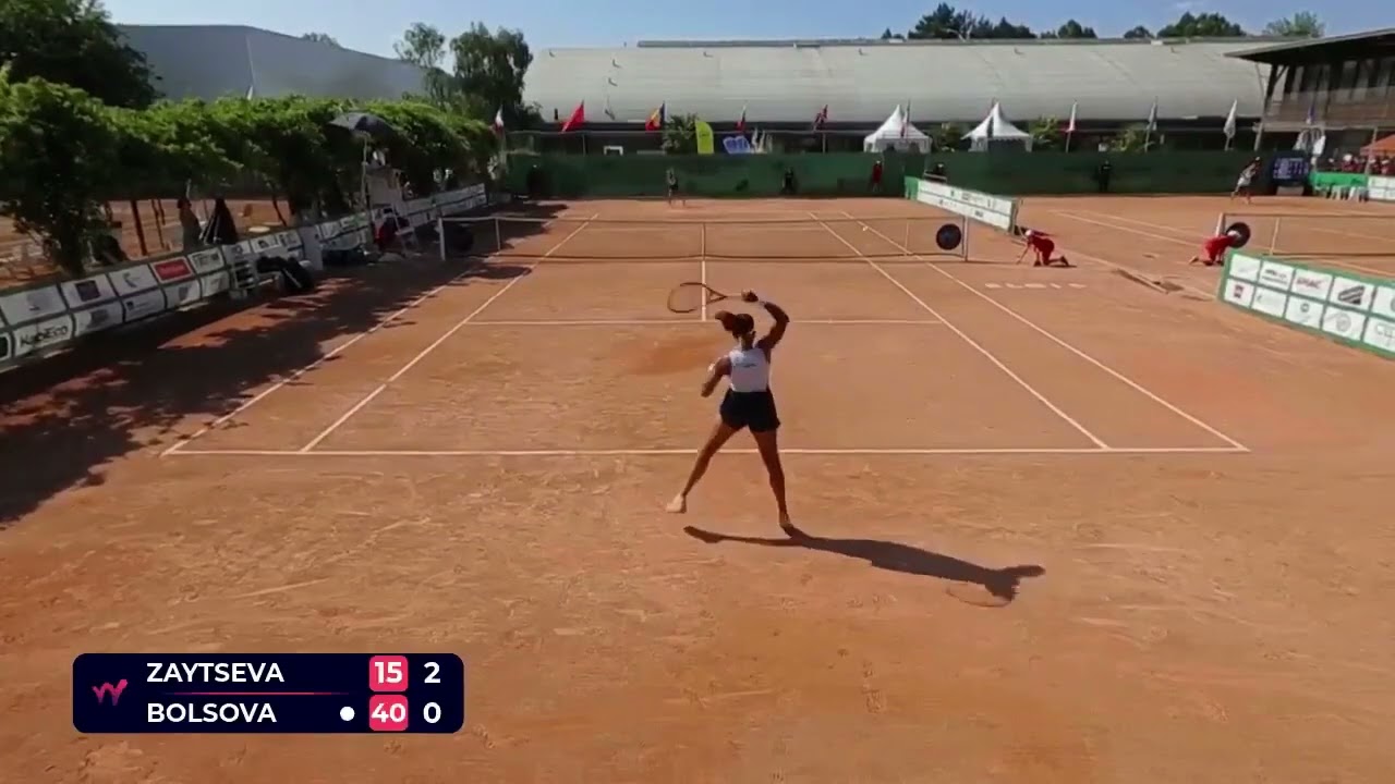 Ksenia Zaytseva [Q] (RUS) vs Aliona Bolsova (ESP) // 6-3 2-6 2-6 // W75 Blois // 1st Round