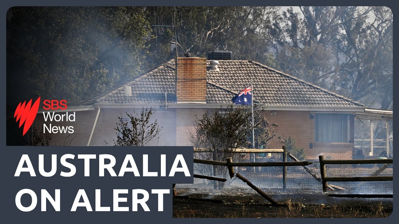 Extreme heat and fires grip Australia | Homes lost in Victoria bushfires | Queensland cyclone threat