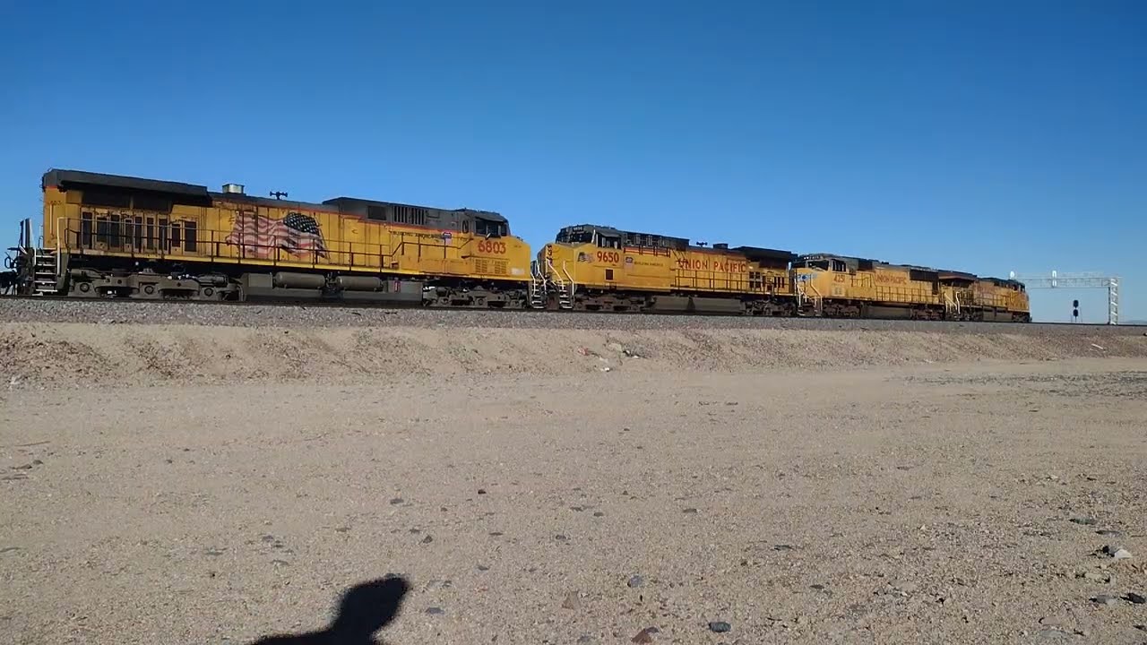 Monster EB UP Manifest Train At Daggett CA! #bigbossrailfanner