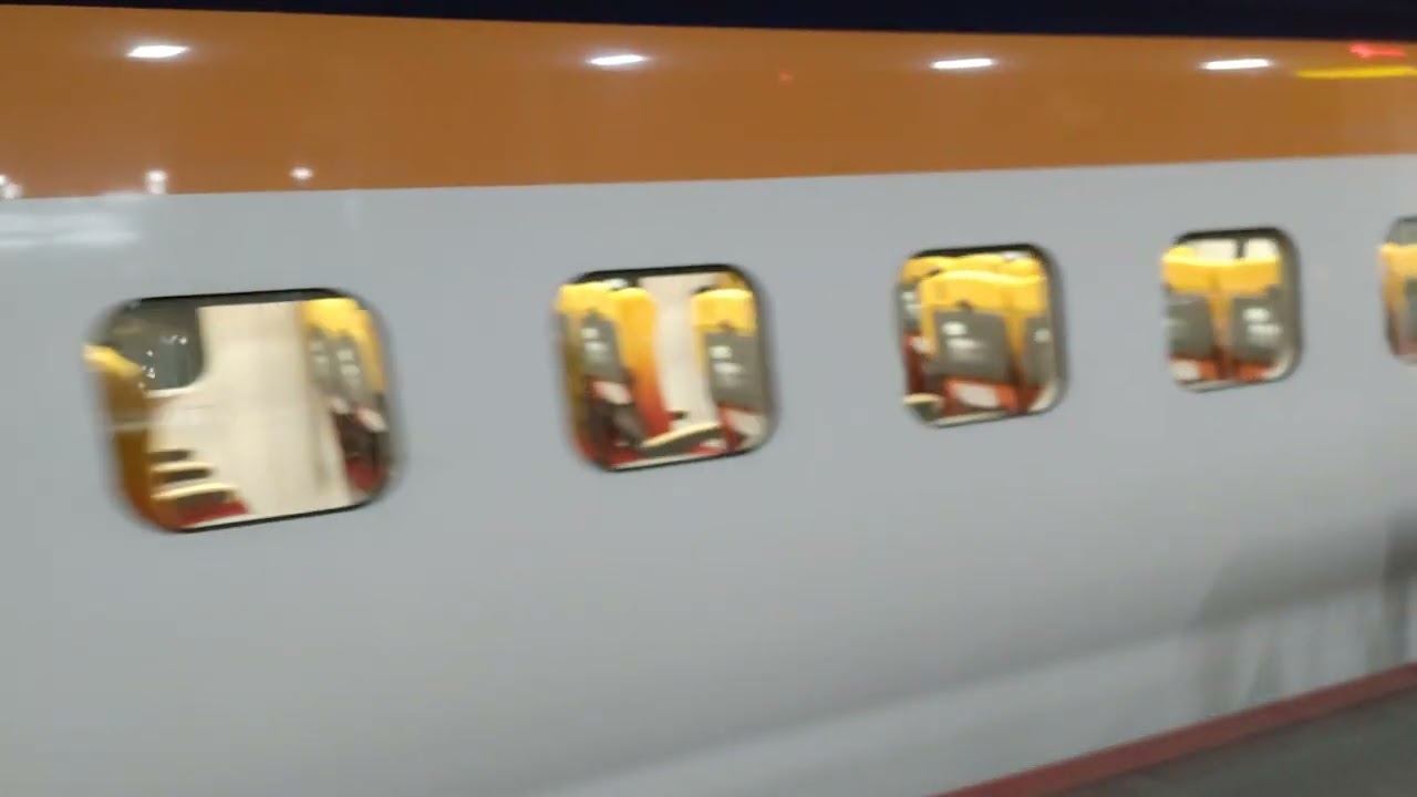 E5系U28編成+E8系G2編成 東北新幹線 回送 発車 東京駅
