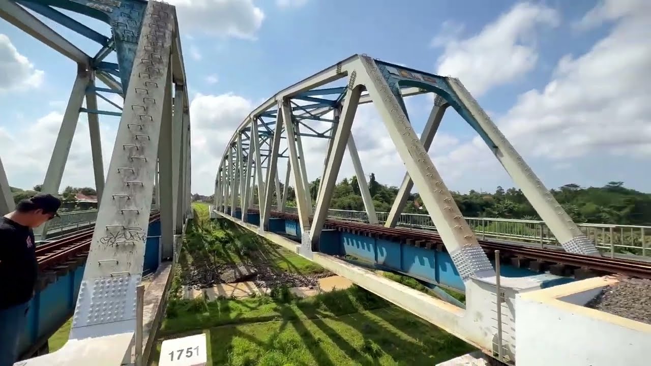 JEMBATAN RENVILLE, Sudut Tersembunyi Kebumen yang Menakjubkan