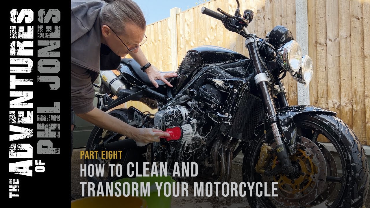 How to Clean and Transform Your Motorcycle - Street Triple 675 Makeover