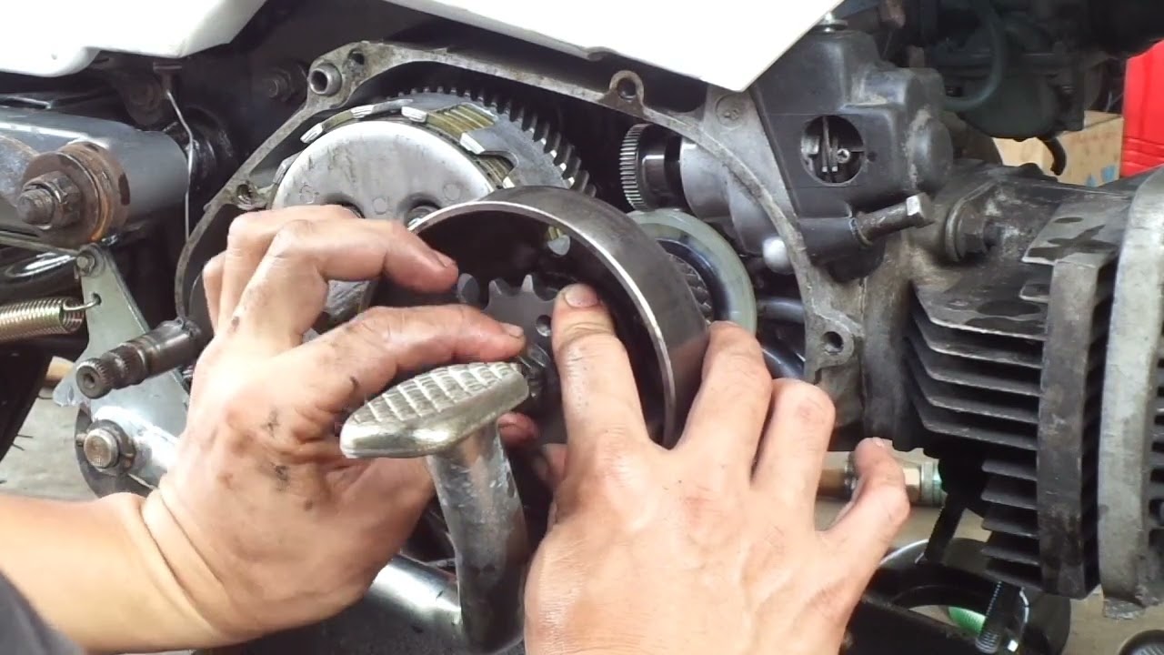 六分钟让你看完全过程，就是这么简单！把Yamaha Y100 Sport 改成手动离合。
