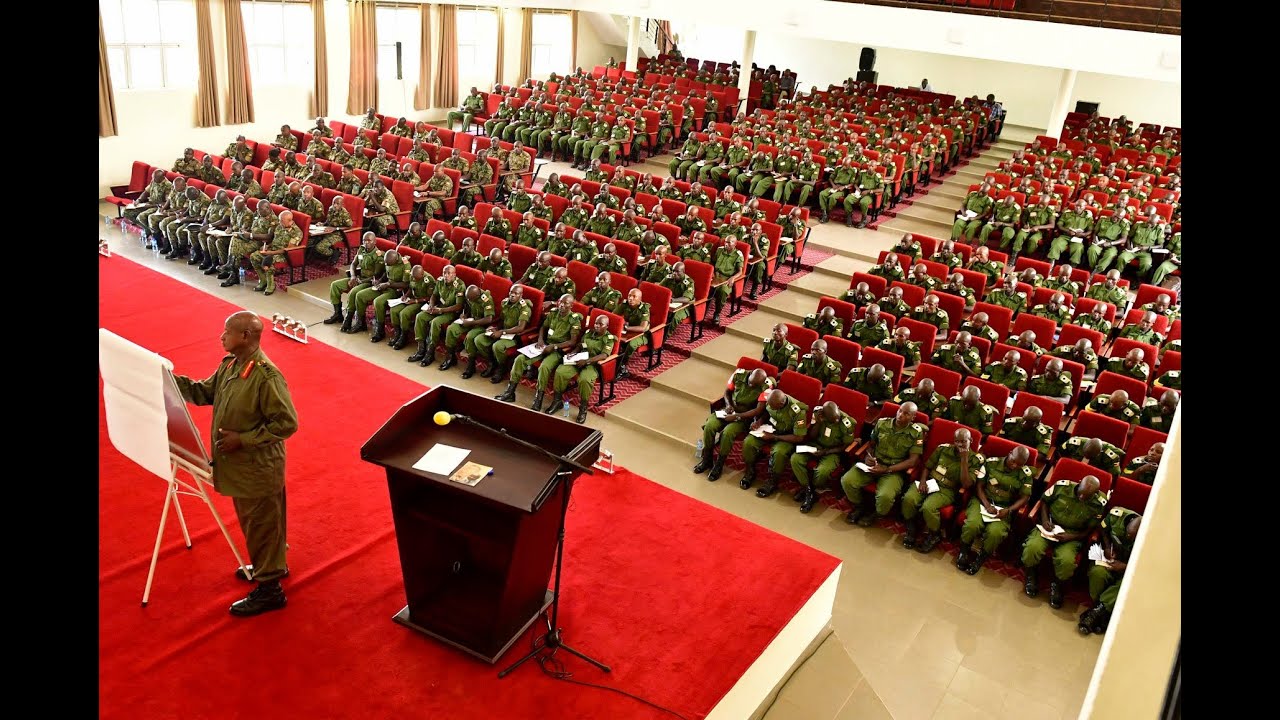 MUSEVENI'S LECTURE TO THE UPDF AT KABAMBA
