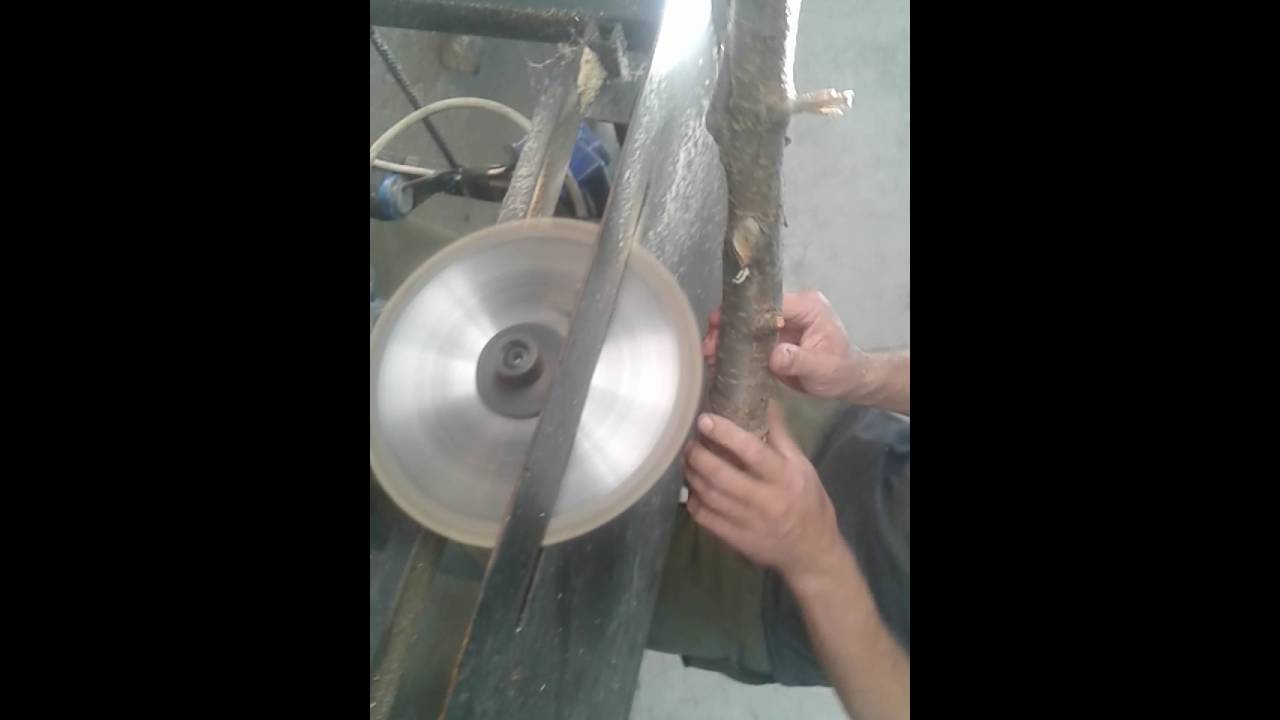циркулярка с двигателем 1,5 kw на  1500 об/мин 220 вольт