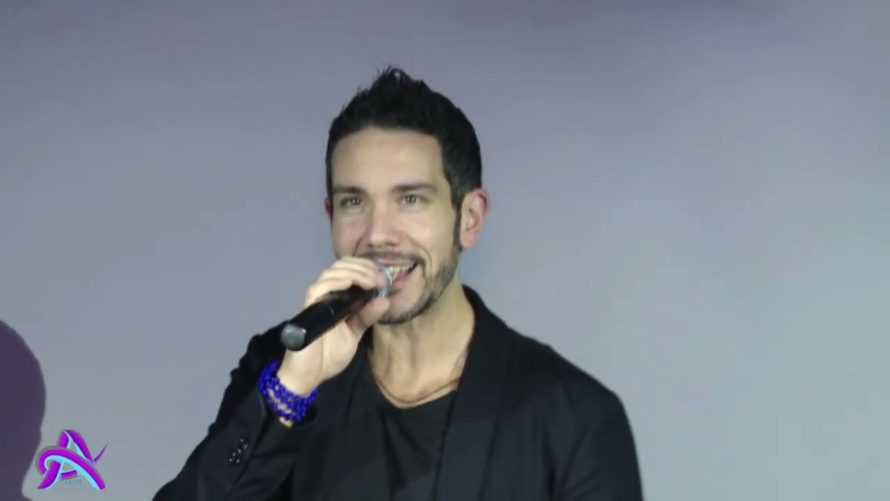 Antonio Mezzancella e Marco Corona in SHOW DINNER