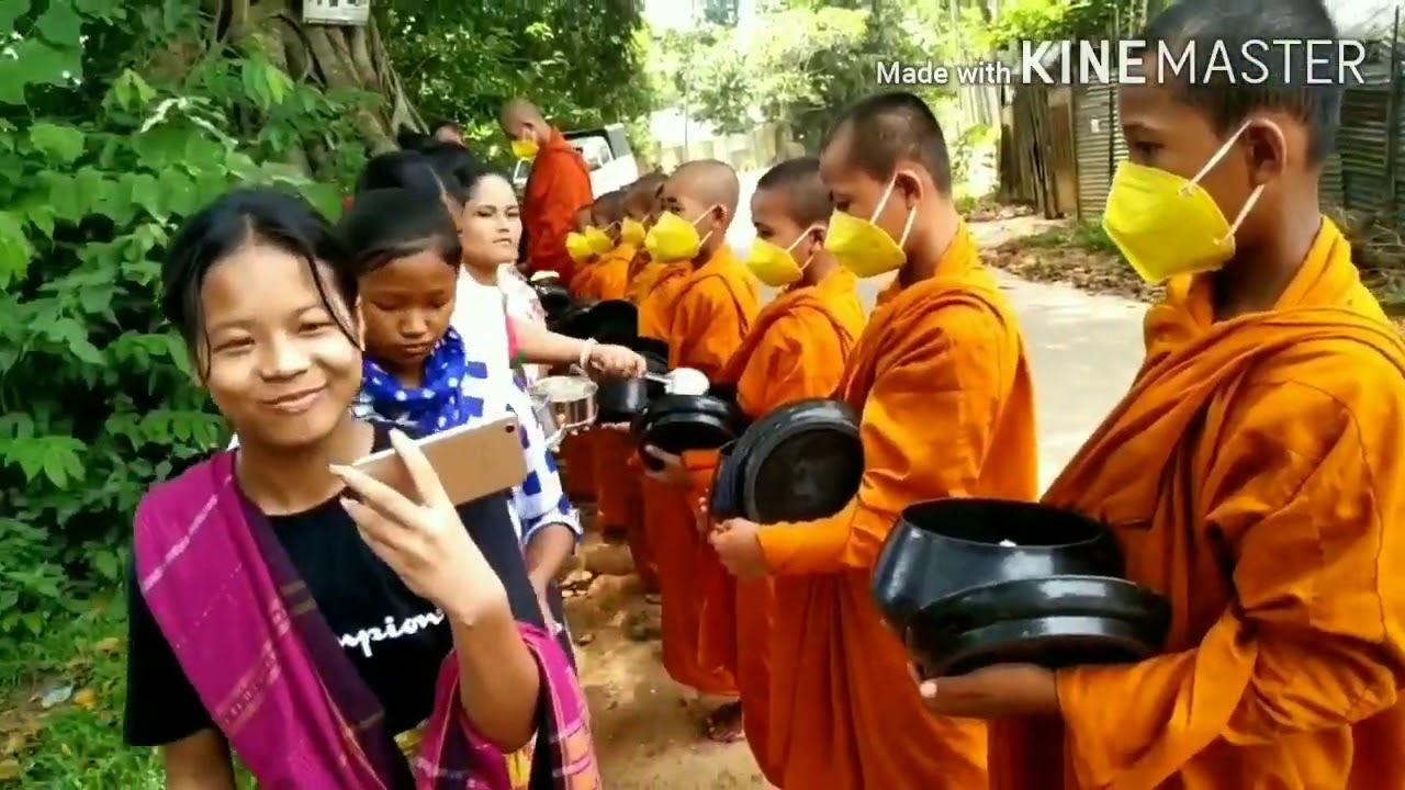 monk & novice alms round| a beautiful tradition of Buddhism| DDIBA Manu bankul sabroom tripura india