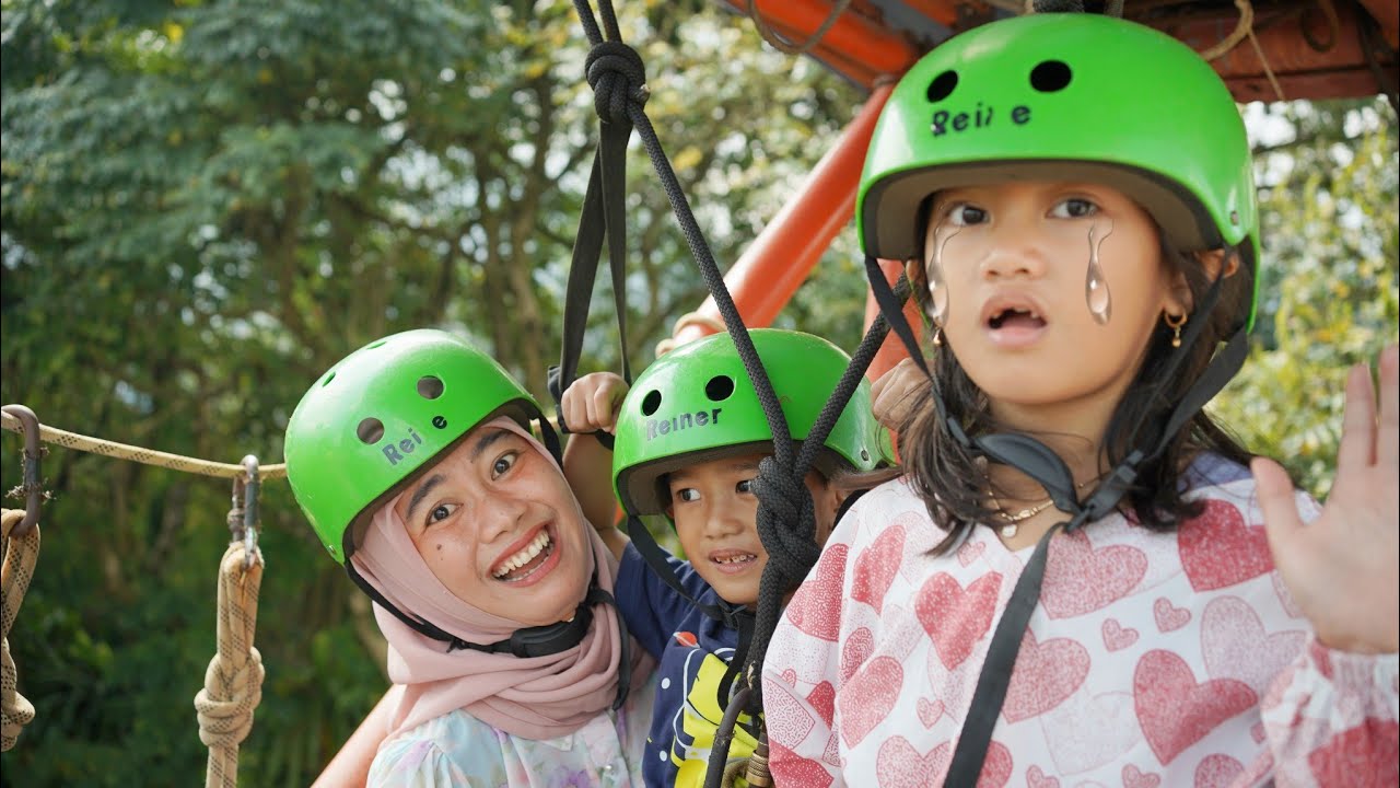 PERTAMA KALI NAIK FLYING FOX 🥵 Saat Liburan Sekolah | Salsa and family