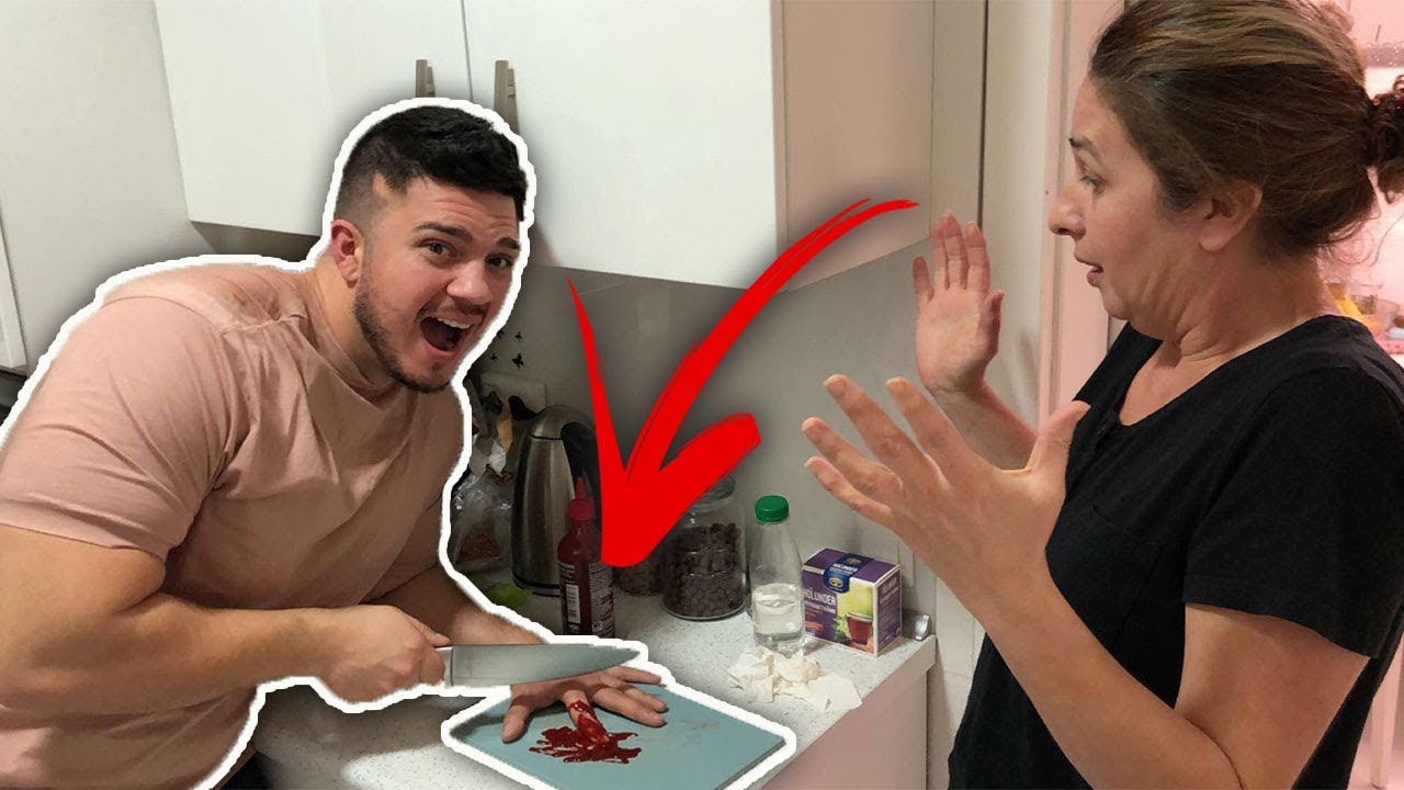 Ich pranke meine MUTTER! **sie dreht durch**