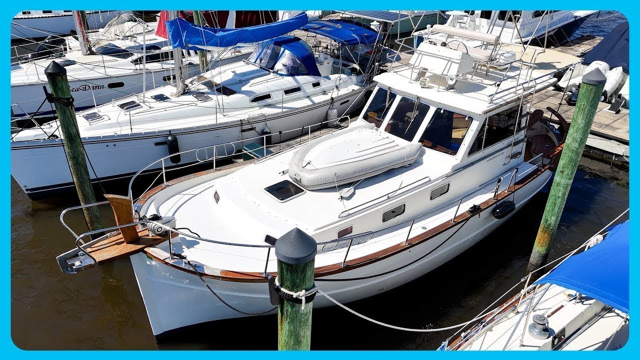 You Won't Believe How COZY & UNIQUE This Little Trawler Is [4k Tour] Learning the Lines