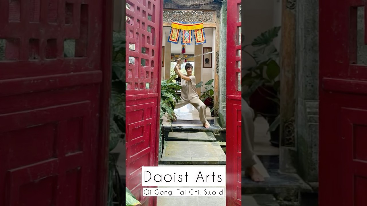 Daoist Arts Centre Bali. Qi Gong, Tai Chi, Sword