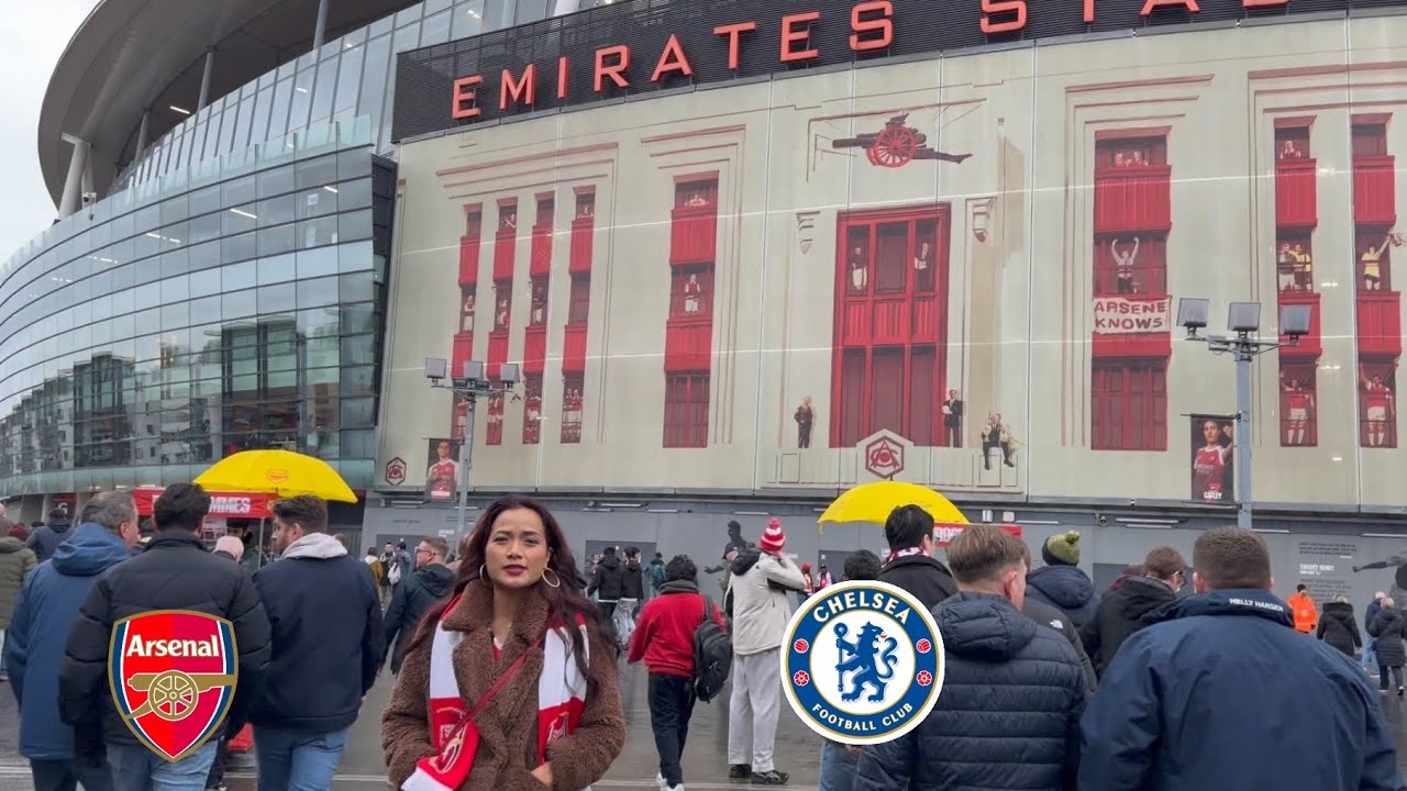 Arsenal leh Chelsea Emirates Stadium a inkhel hmuhnawm tak. Mizoram Arsenal banner in lo hmu em? 