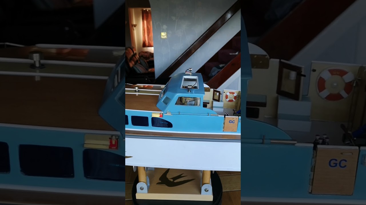 Dumas model boat