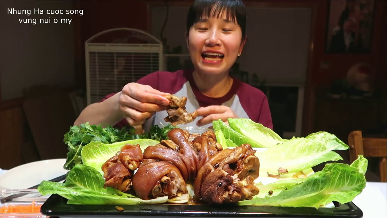 ĂN GIÒ  HEO HẦM THẢO MỌC CUỐN BÁNH TRÁNG,RAU XA LACH@nhunghamonanngon7577