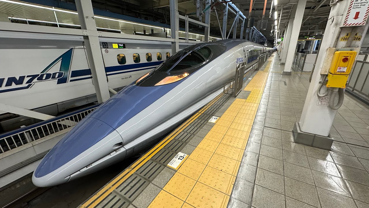 500系　博多駅発車