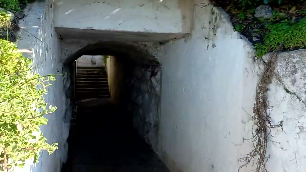Baileys Cottage on the walk way towards Muizenberg Beach