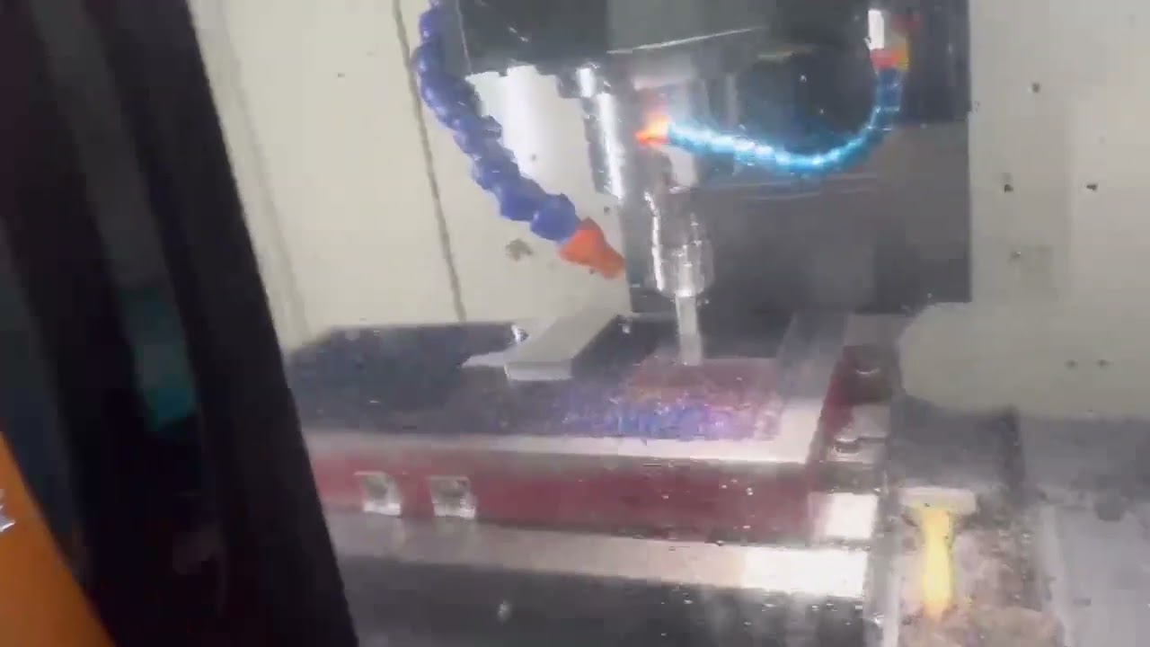 855VP, one of the best molding-machining VMCs in China