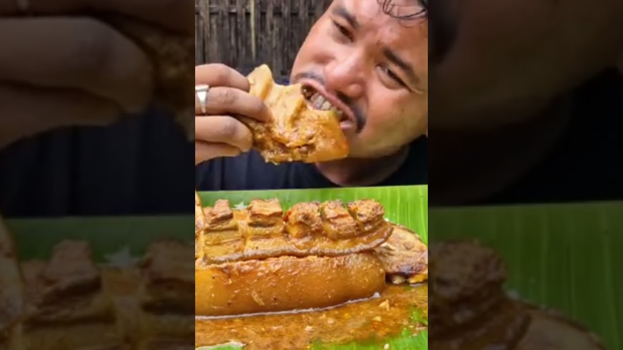 eating spicy pork curry 