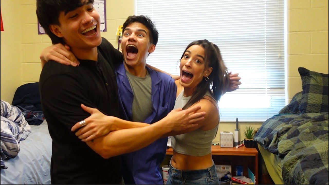 Они сделали мне сюрприз в колледже!