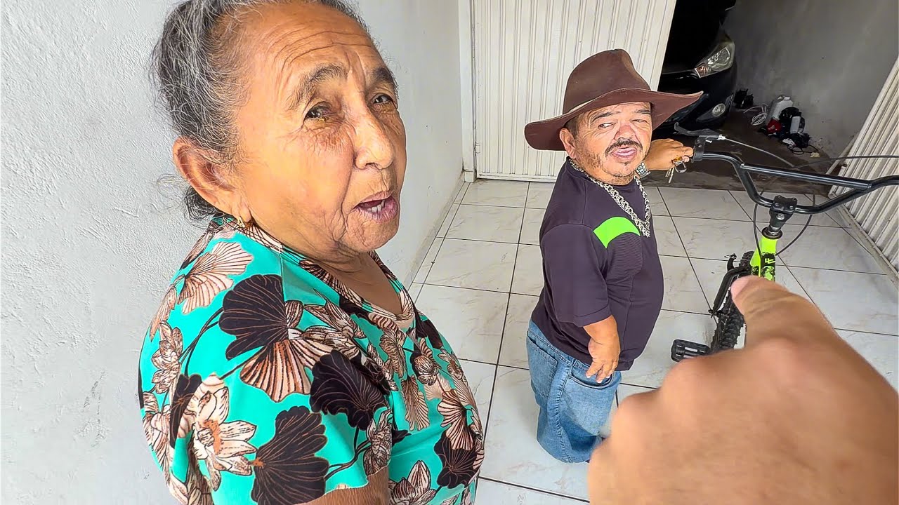 LEÔNCIO CONTA PRA MÃE DE PILILIU DO PERIGO DA FILHA DE BIRÓ 😱 | PILILIU DA RESENHA