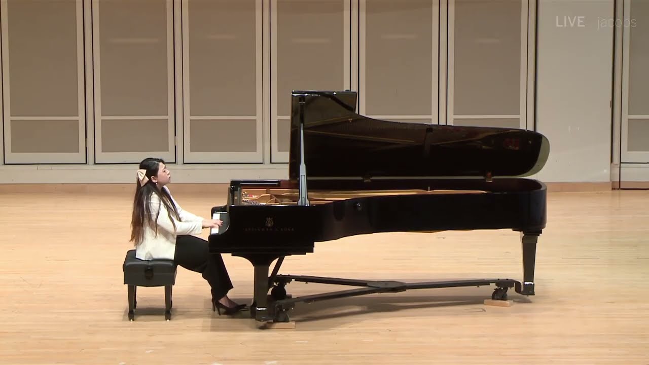 Mozart: Piano Sonata No.3 in B-flat Major, K.281 | Chloe Chung