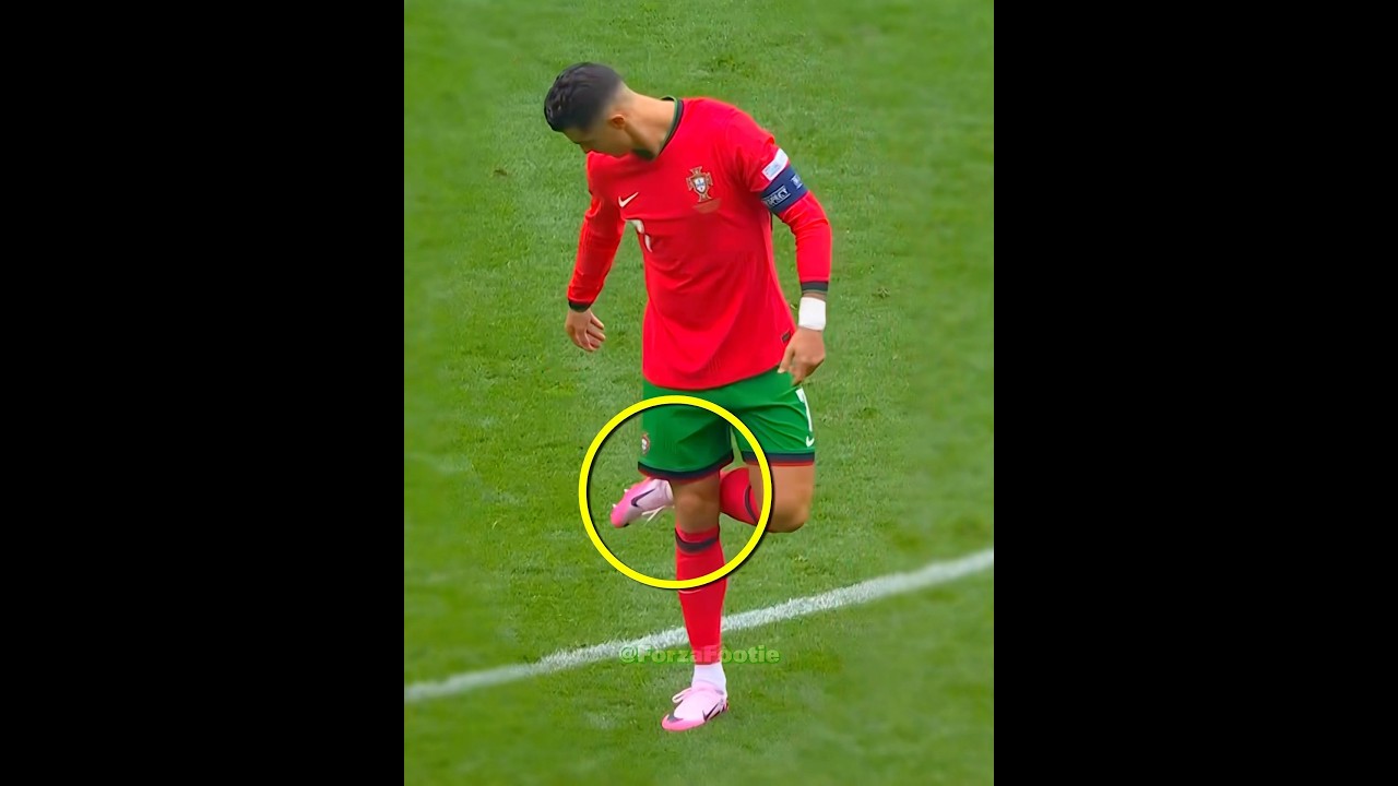 When Ronaldo Changed His Shoes 🥶
