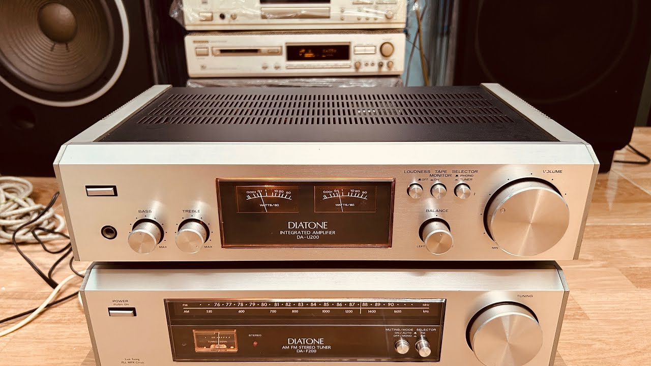 💎 Bộ Âmply Diatone DA-U200 + Tuner Diatone F-200,  xuất âm tụ. Đẹp keng. Giá: 4tr4. Lh: 0902661202