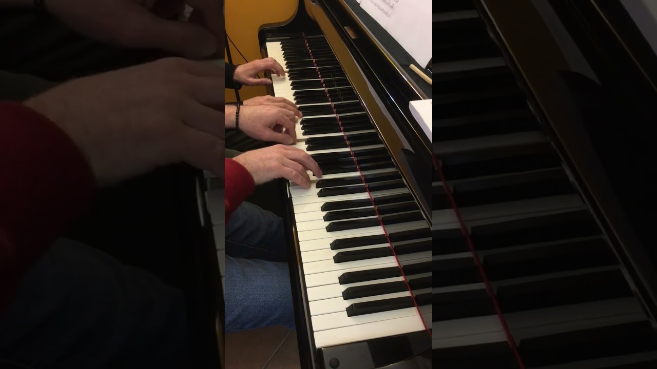 ^^^  Daily rehearsals  ^^^ Hallelujah for EASY Piano four-hands