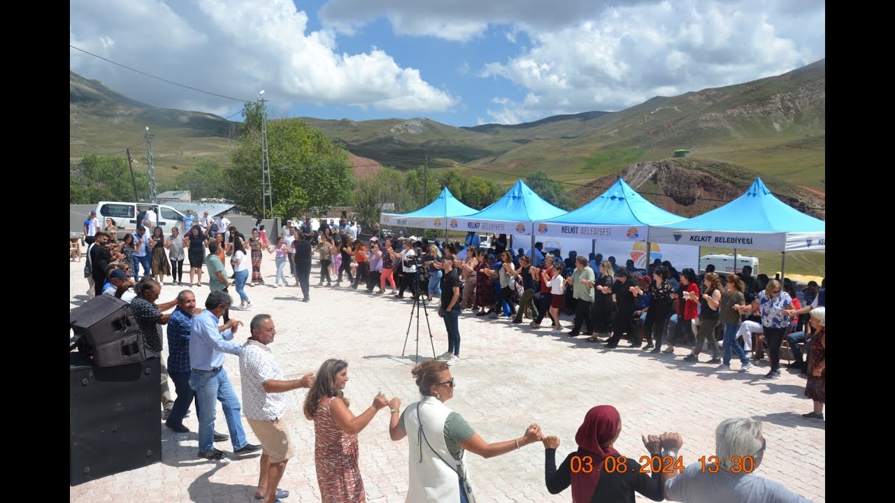 PART 1 / 4   DEVEKORUSU KÖYÜ 2 FESTIVALI  - KONUSMALAR ve Halaylar