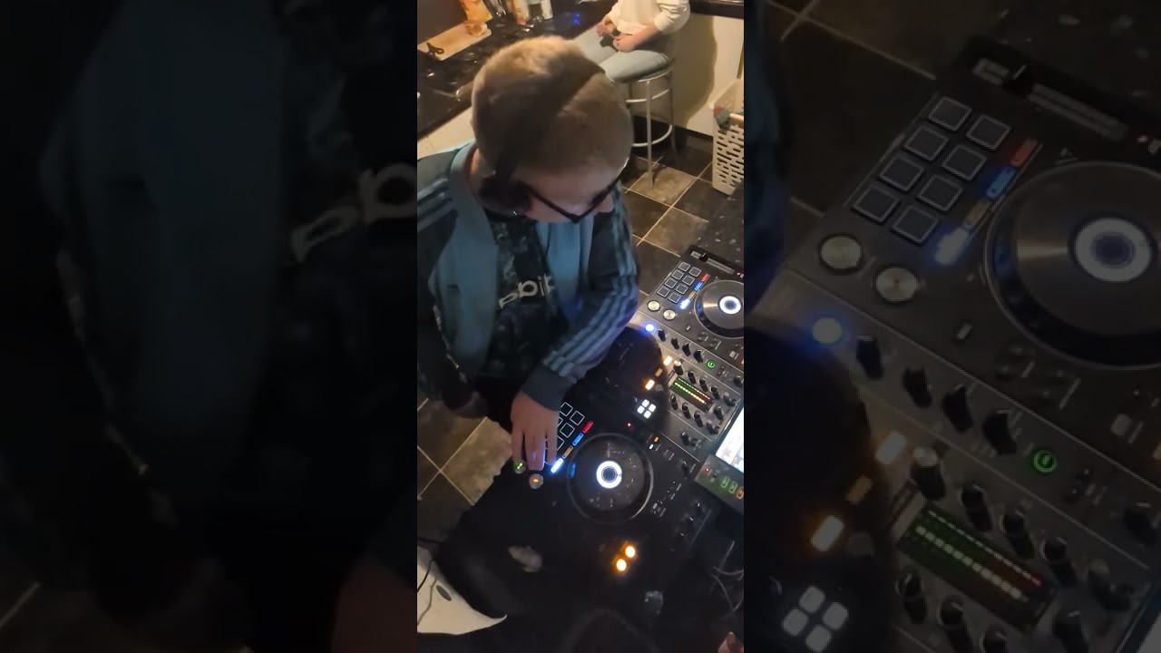 DJ Prime Halloween live 