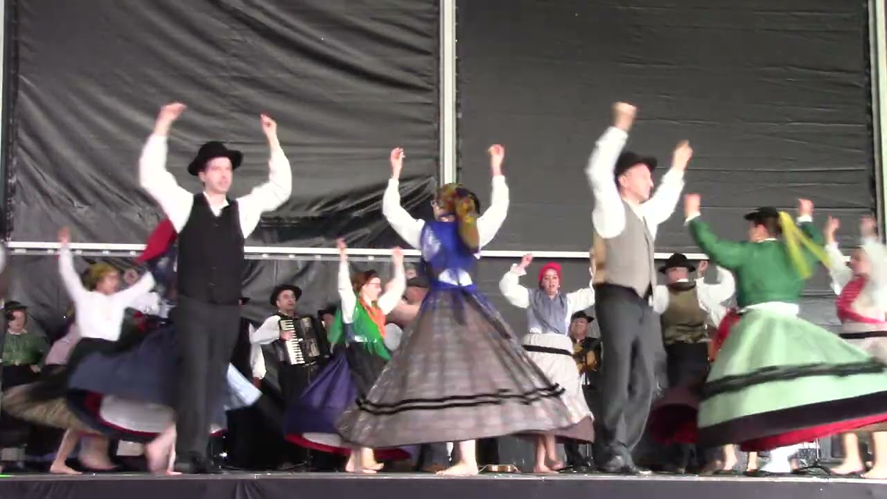 RANCHO FOLCLÓRICO DA TROFA -- Trofa