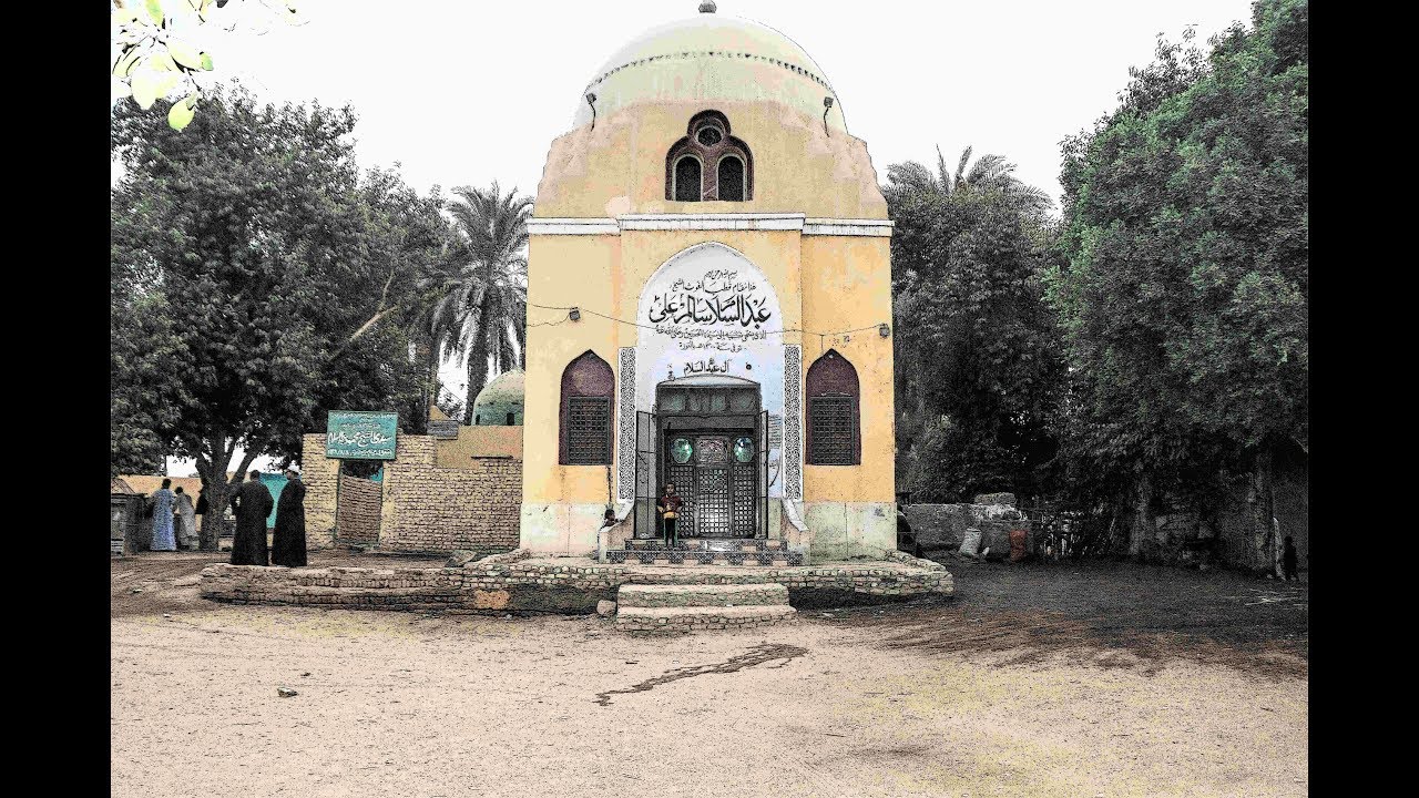 سيدى عبد السلام سالم أبو دروة بقرية الفوزة إدفوا أسوان