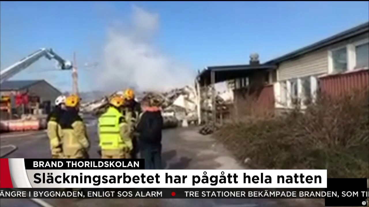 Stor förödelse efter skolbrand i Kungälv - Nyheterna (TV4)