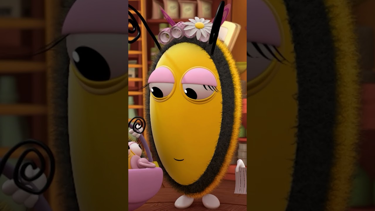 EASTER MISTAKE | Buzzbee orders too many eggs🐝