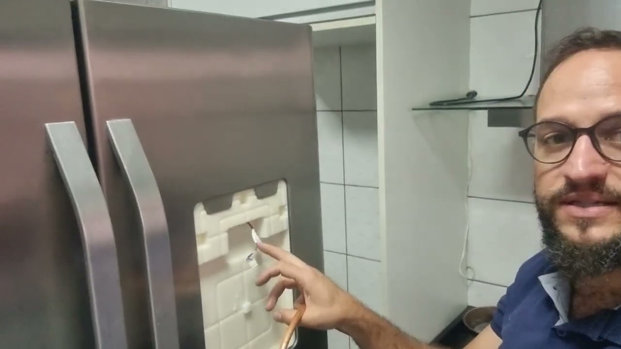 Geladeira Dm83x - Painel Piscando - Passando fio pela porta