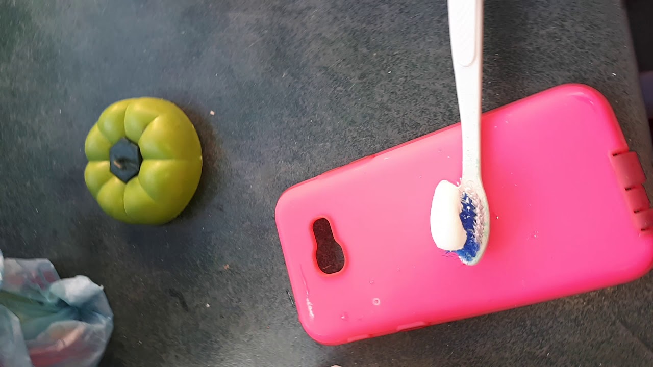 Clareando a capinha do celular!! Será que deu certo ??
