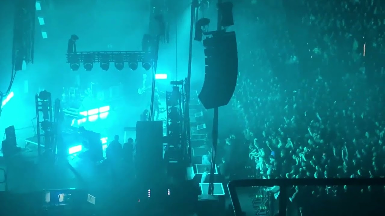 Queens of the stone age - feel good hit of the summer - April 17th 2024 Halifax Canada