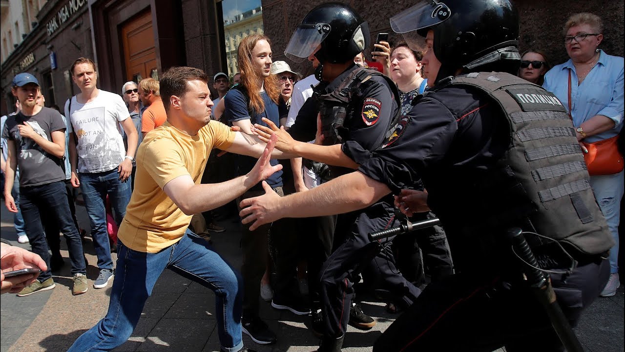 Как разгоняли митинг в Москве