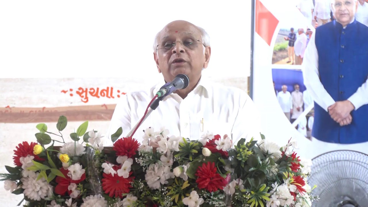 CM lays foundation stone for Piparia (Jhamkudi) revitalization project at Matirala, Dist.Amreli
